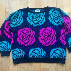 Vintage Floral Patterned Sweater - Black, Pink, Blue